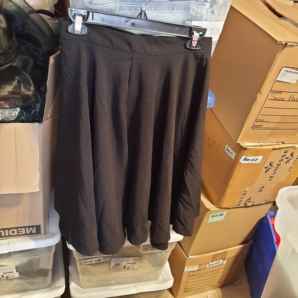 New ! Women Basic Versatile Stretchy Flared Skate… - image 1